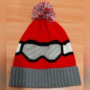 GAP Kids Gray Red Knit Beanie Sz L/XL Ski Snow Cold Winter Holly Berry Color